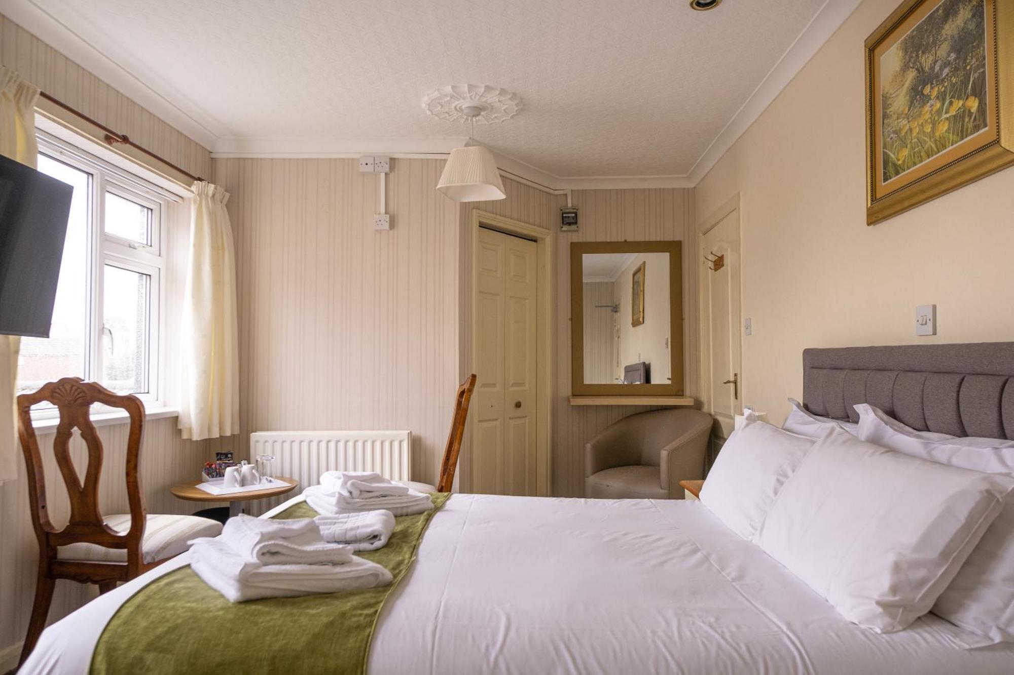 The Kildare Bed & Breakfast Skegness Exterior photo