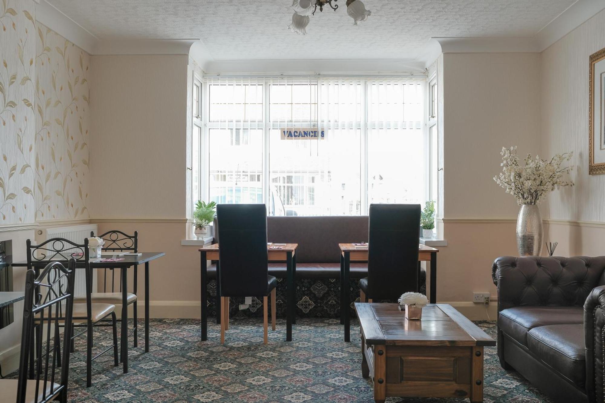 The Kildare Bed & Breakfast Skegness Exterior photo