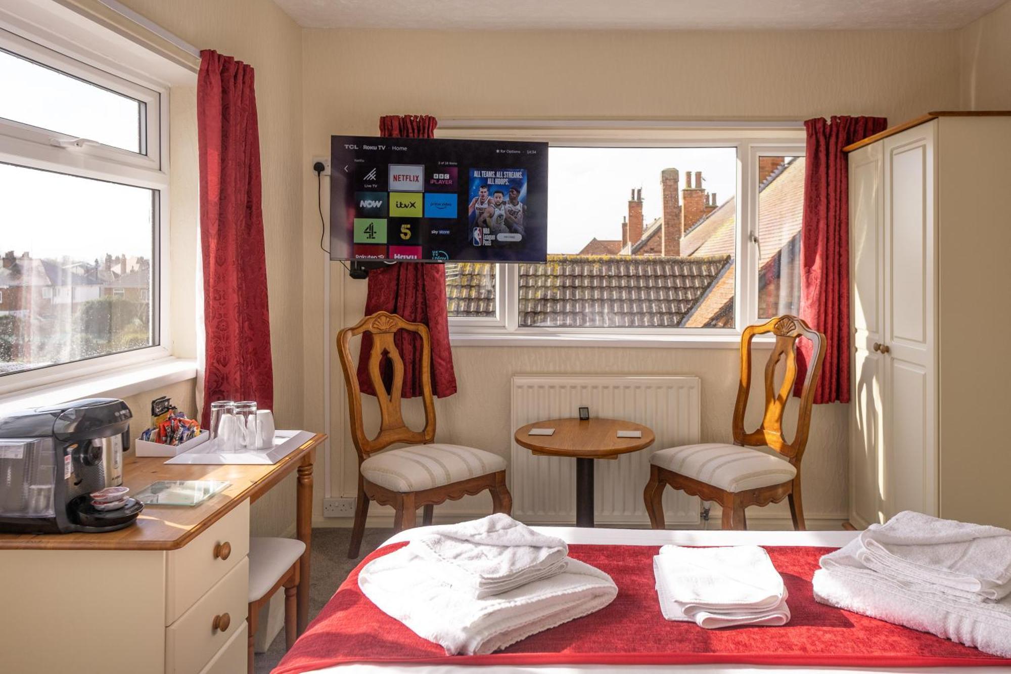 The Kildare Bed & Breakfast Skegness Exterior photo